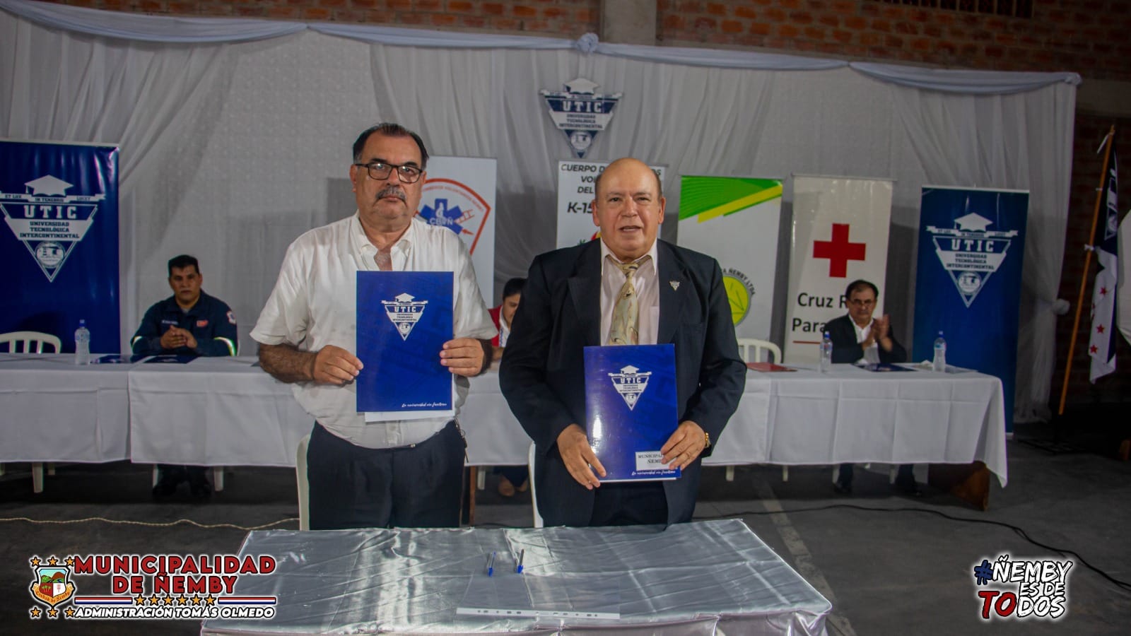 Firma de convenio UTIC