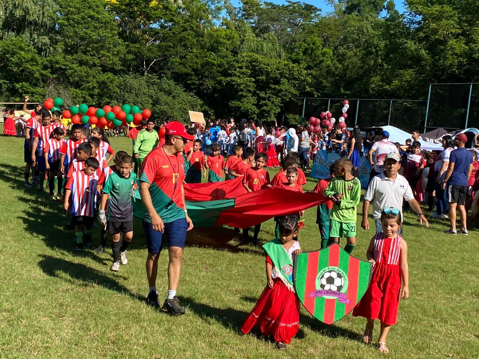 Inaugural del Torneo Canchita de mi Barrio 7